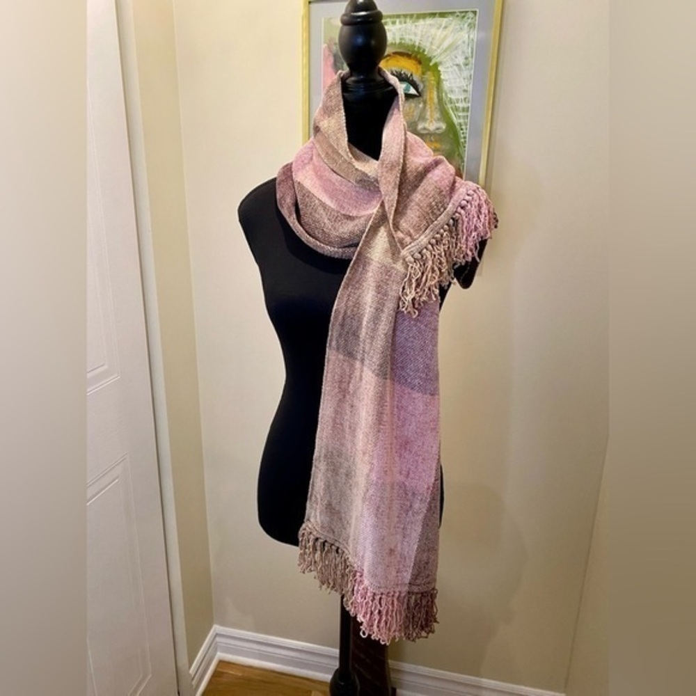 🆕 NWOT / Marcia Hammond handwoven velvety  chenille pastels scarf 🧣